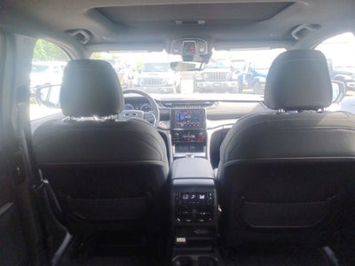 2026 Jeep Grand Cherokee GRAND CHEROKEE L LAREDO X 4X2