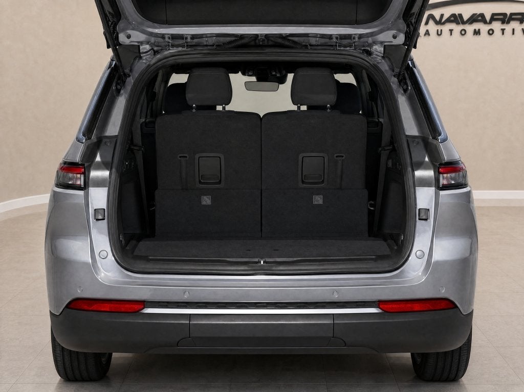 2027 Jeep Grand Cherokee GRAND CHEROKEE L LAREDO ALTITUDE 4X2