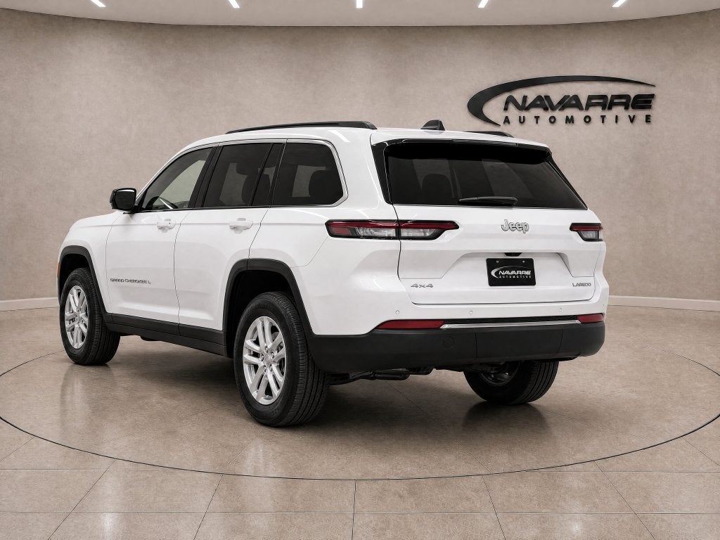 2027 Jeep Grand Cherokee GRAND CHEROKEE L LAREDO ALTITUDE 4X2
