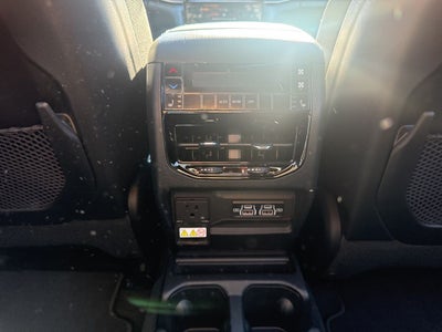 2025 Jeep Grand Cherokee GRAND CHEROKEE L LIMITED 4X2