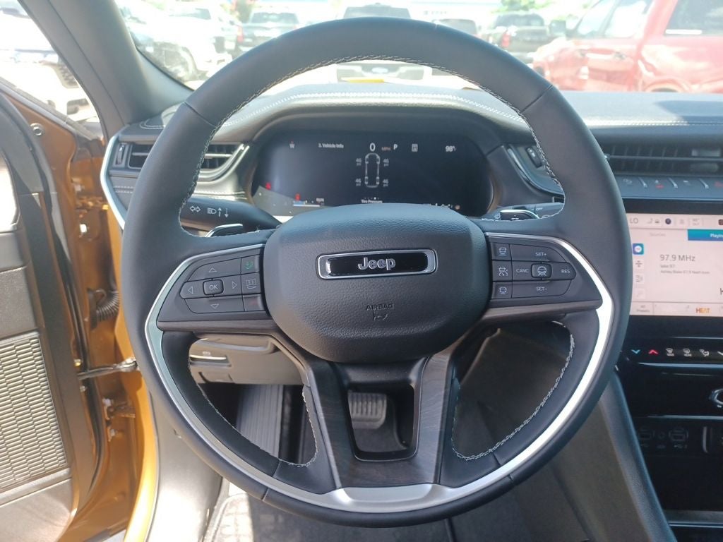 2026 Jeep Grand Cherokee GRAND CHEROKEE L LIMITED 4X2