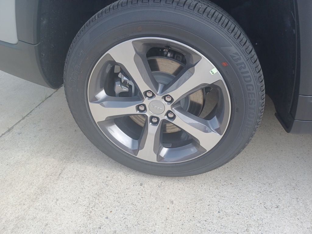 2026 Jeep Grand Cherokee GRAND CHEROKEE L LIMITED 4X2