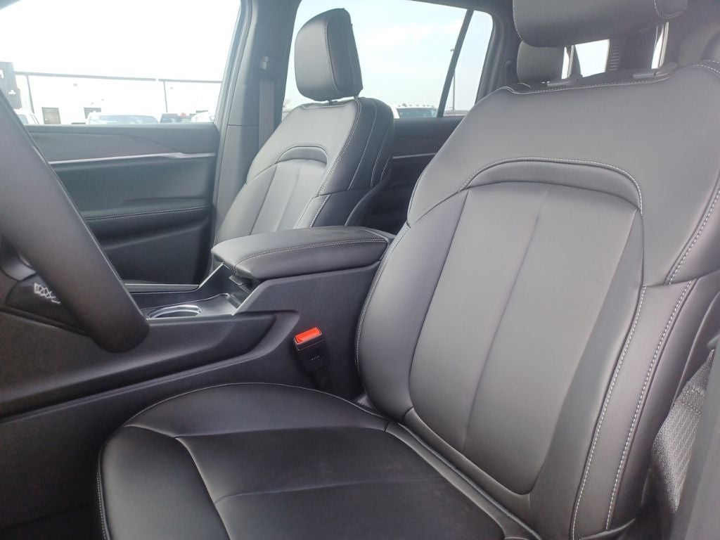 2026 Jeep Grand Cherokee GRAND CHEROKEE L LIMITED 4X2