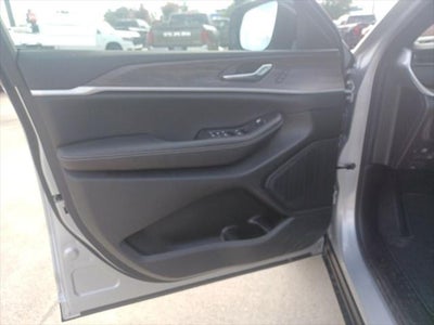 2026 Jeep Grand Cherokee GRAND CHEROKEE L LIMITED 4X2