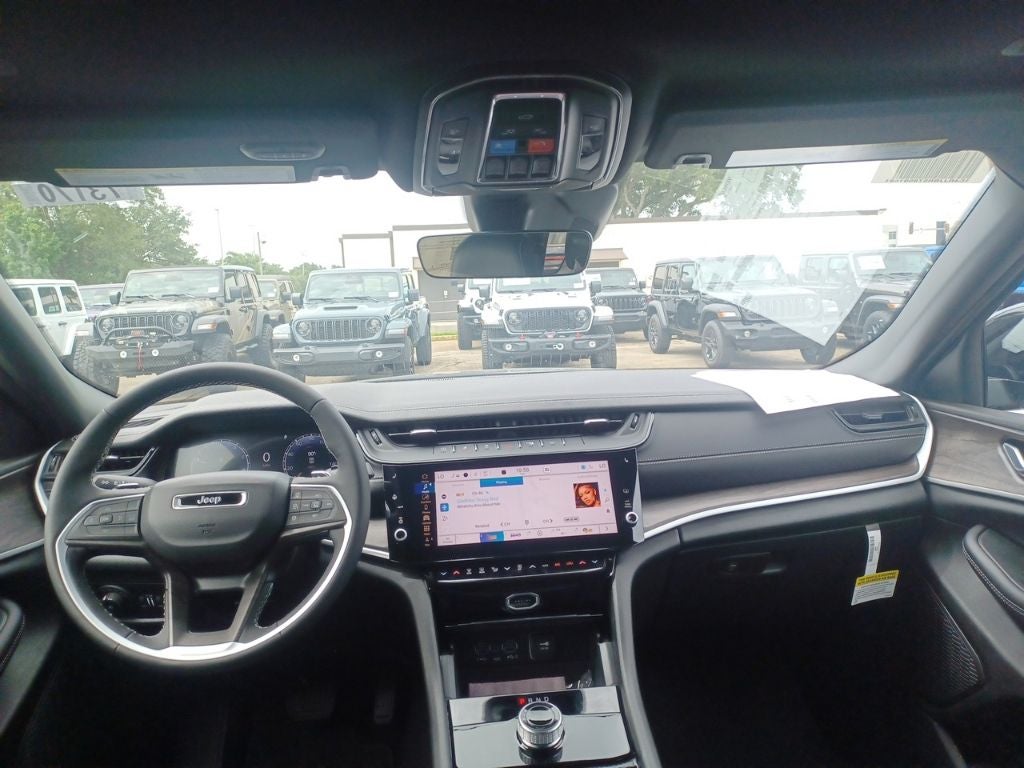 2026 Jeep Grand Cherokee GRAND CHEROKEE L LIMITED 4X2