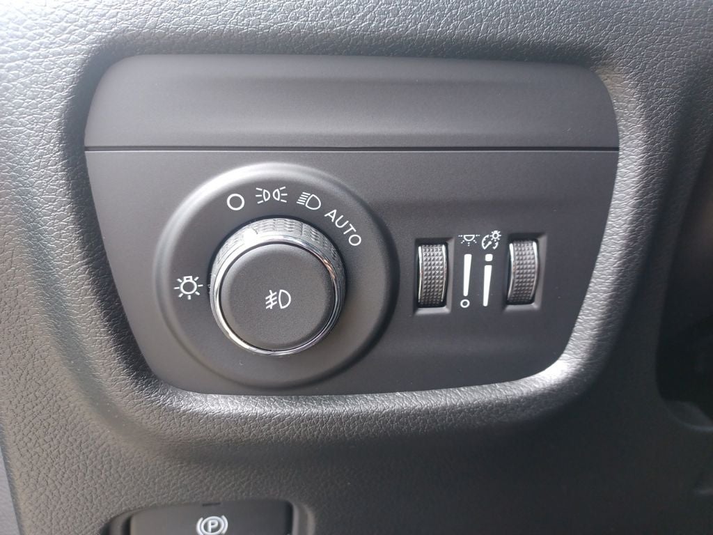 2026 Jeep Grand Cherokee GRAND CHEROKEE L LIMITED 4X2