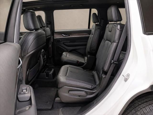 2026 Jeep Grand Cherokee GRAND CHEROKEE L LIMITED 4X2