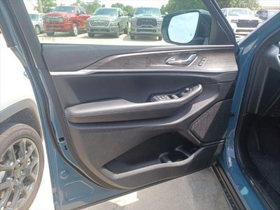 2026 Jeep Grand Cherokee GRAND CHEROKEE L LIMITED 4X2