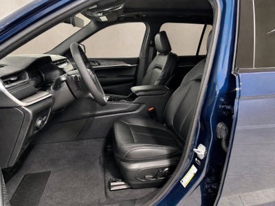 2027 Jeep Grand Cherokee GRAND CHEROKEE L LIMITED 4X2