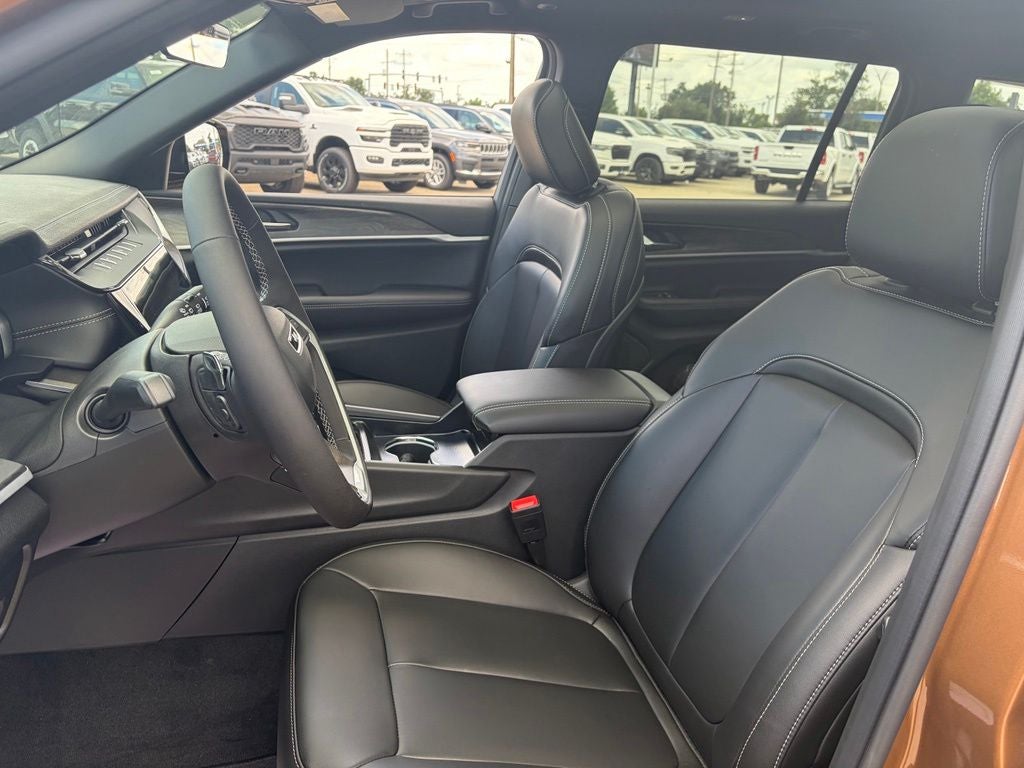 2026 Jeep Grand Cherokee GRAND CHEROKEE L LIMITED 4X2