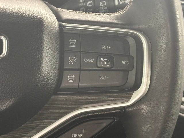 2024 Jeep Wagoneer L Series II 4x2