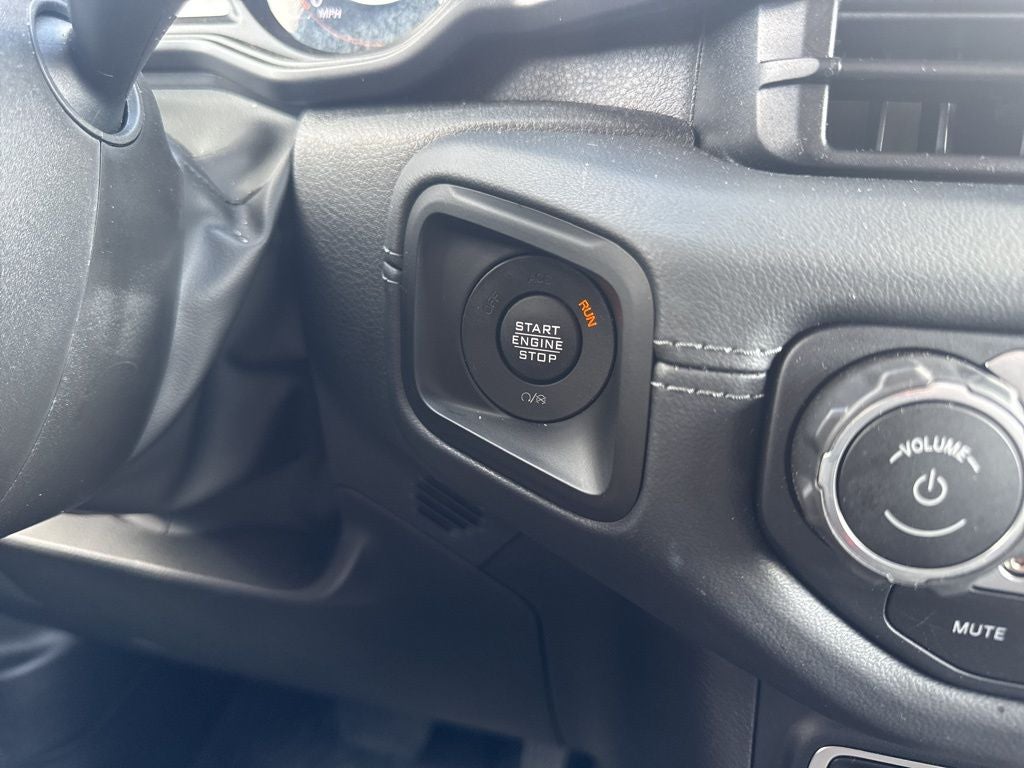 2025 Jeep Gladiator GLADIATOR RUBICON X 4X4