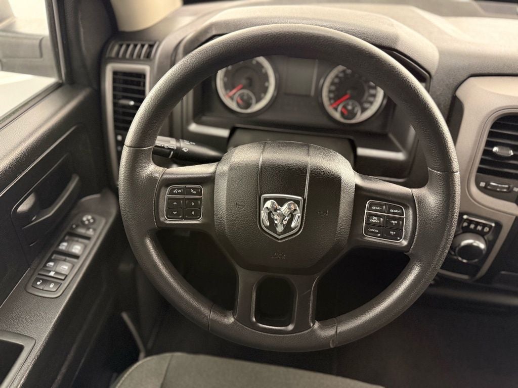 2022 RAM 1500 Classic Tradesman Quad Cab 4x2 6'4' Box