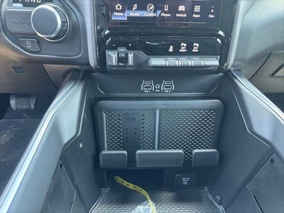 2026 RAM Ram 1500 RAM 1500 BIG HORN CREW CAB 4X2 5'7' BOX