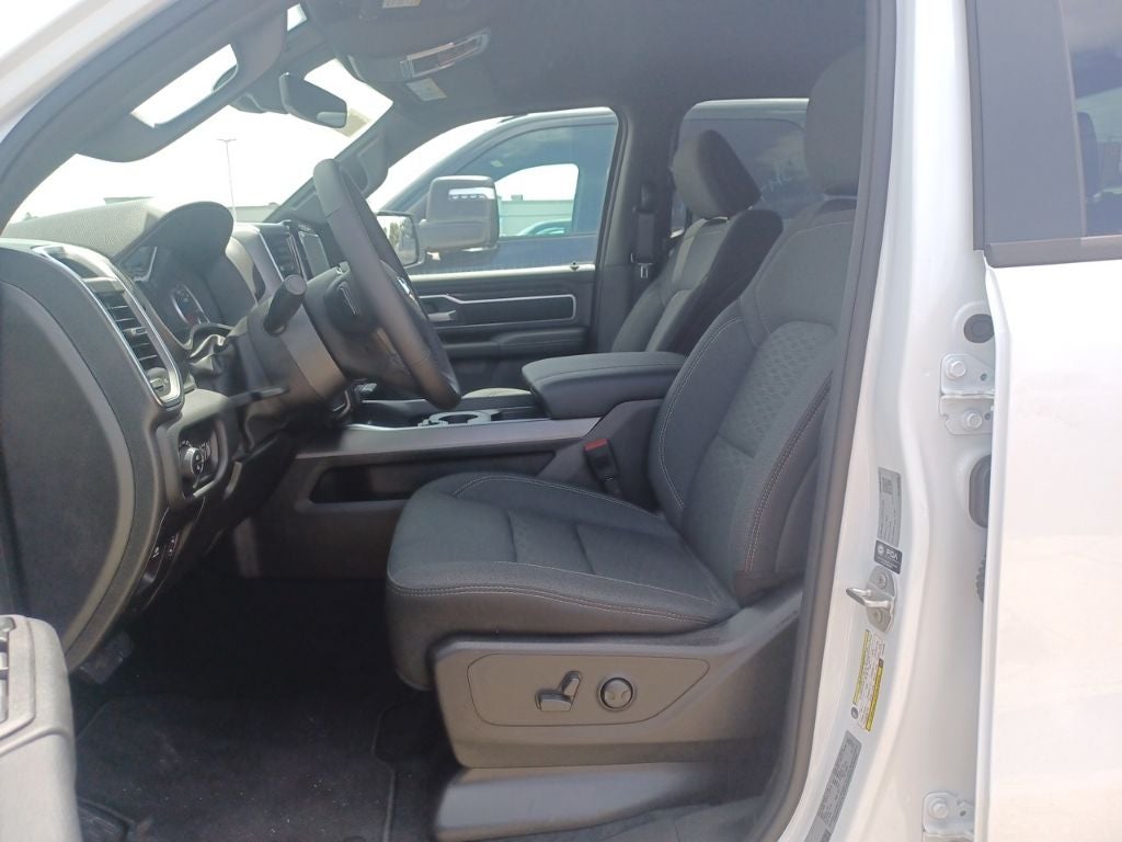 2026 RAM Ram 1500 RAM 1500 BIG HORN CREW CAB 4X2 5'7' BOX