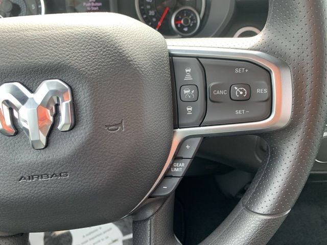 2026 RAM Ram 1500 RAM 1500 EXPRESS CREW CAB 4X2 5'7' BOX