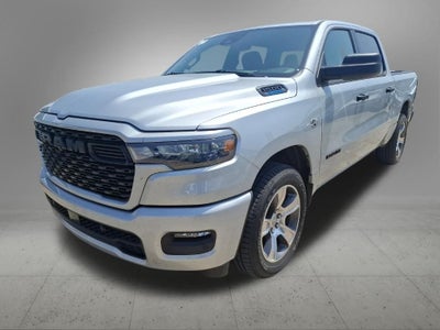2026 RAM Ram 1500 RAM 1500 EXPRESS CREW CAB 4X2 5'7' BOX