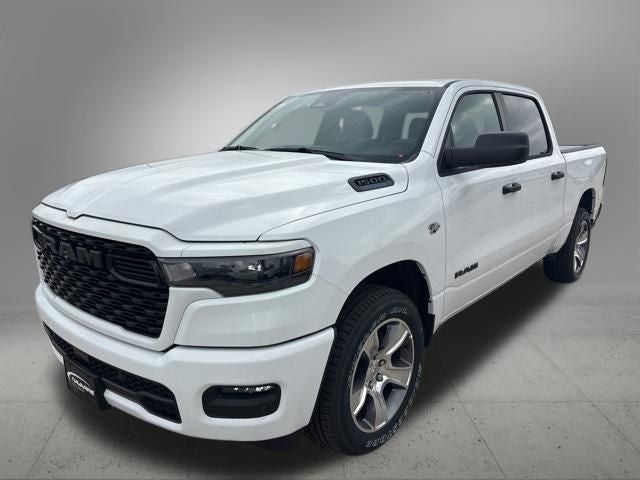 2026 RAM Ram 1500 RAM 1500 EXPRESS CREW CAB 4X2 5'7' BOX