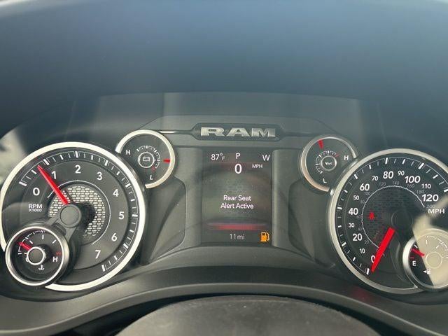 2026 RAM Ram 1500 RAM 1500 EXPRESS CREW CAB 4X2 5'7' BOX