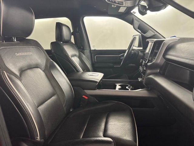 2024 RAM 1500 Laramie Crew Cab 4x2 5'7' Box