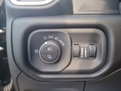 2026 RAM 1500 Big Horn Crew Cab 4x4 5'7' Box