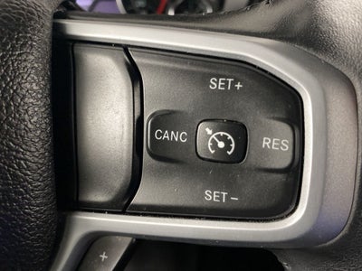 2022 RAM 1500 Big Horn Crew Cab 4x4 5'7' Box