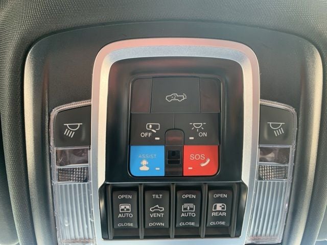 2026 RAM Ram 1500 RAM 1500 LONE STAR CREW CAB 4X4 5'7' BOX