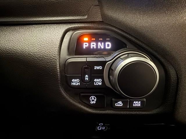 2025 RAM 1500 Warlock Crew Cab 4x4 5'7' Box