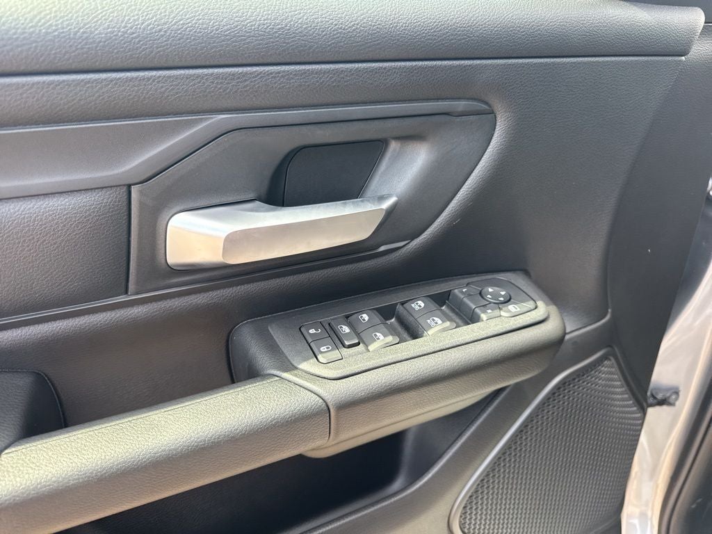 2026 RAM Ram 1500 RAM 1500 TRADESMAN CREW CAB 4X4 5'7' BOX