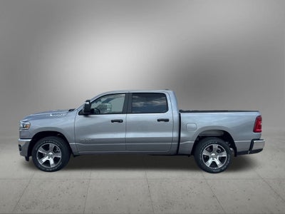 2026 RAM Ram 1500 RAM 1500 TRADESMAN CREW CAB 4X4 5'7' BOX