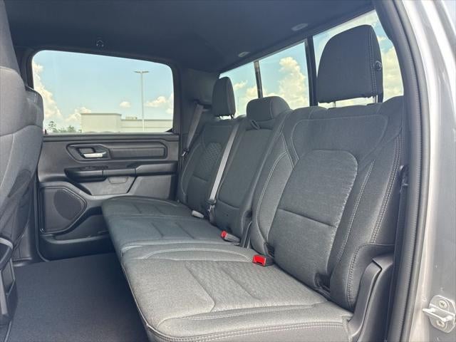 2026 RAM Ram 1500 RAM 1500 TRADESMAN CREW CAB 4X4 5'7' BOX