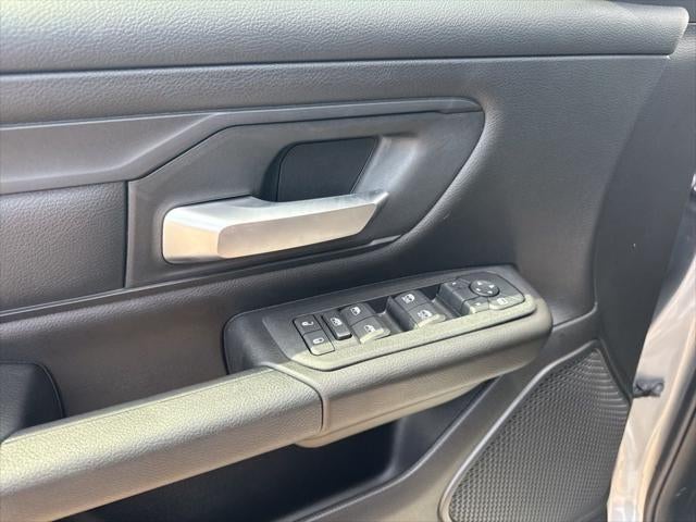 2026 RAM Ram 1500 RAM 1500 TRADESMAN CREW CAB 4X4 5'7' BOX