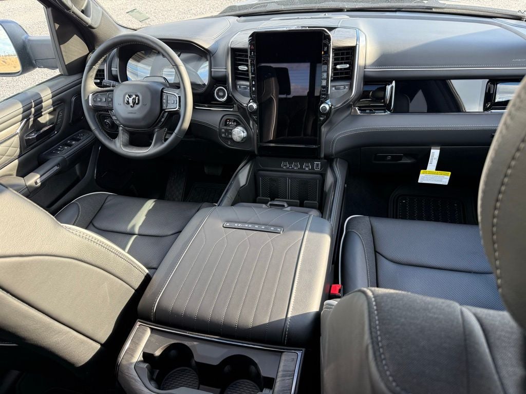 2026 RAM Ram 1500 RAM 1500 LIMITED CREW CAB 4X4 5'7' BOX