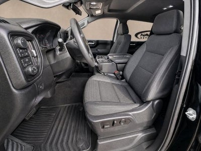 2023 Chevrolet Silverado 1500 4WD Crew Cab Short Bed Custom