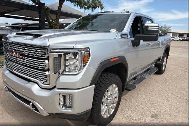 2023 GMC Sierra 2500HD 4WD Crew Cab Standard Bed Denali