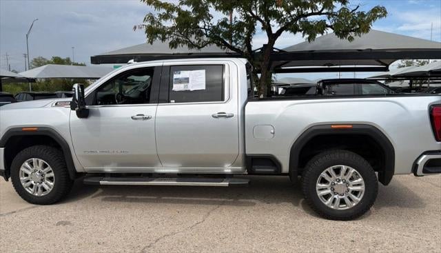 2023 GMC Sierra 2500HD 4WD Crew Cab Standard Bed Denali