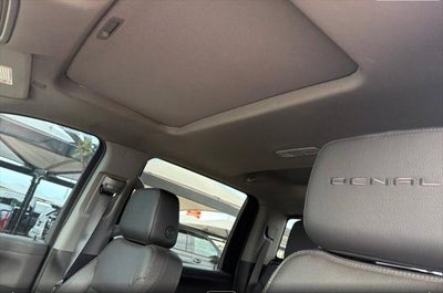 2023 GMC Sierra 2500HD 4WD Crew Cab Standard Bed Denali
