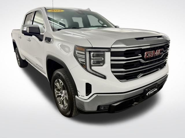 2025 GMC Sierra 1500 4WD Crew Cab Short Box SLT