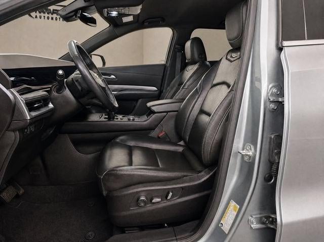 2025 Cadillac XT4 FWD Premium Luxury
