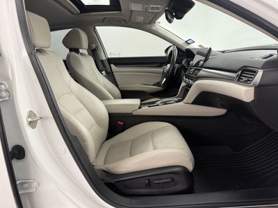 2019 Honda Accord Touring 2.0T