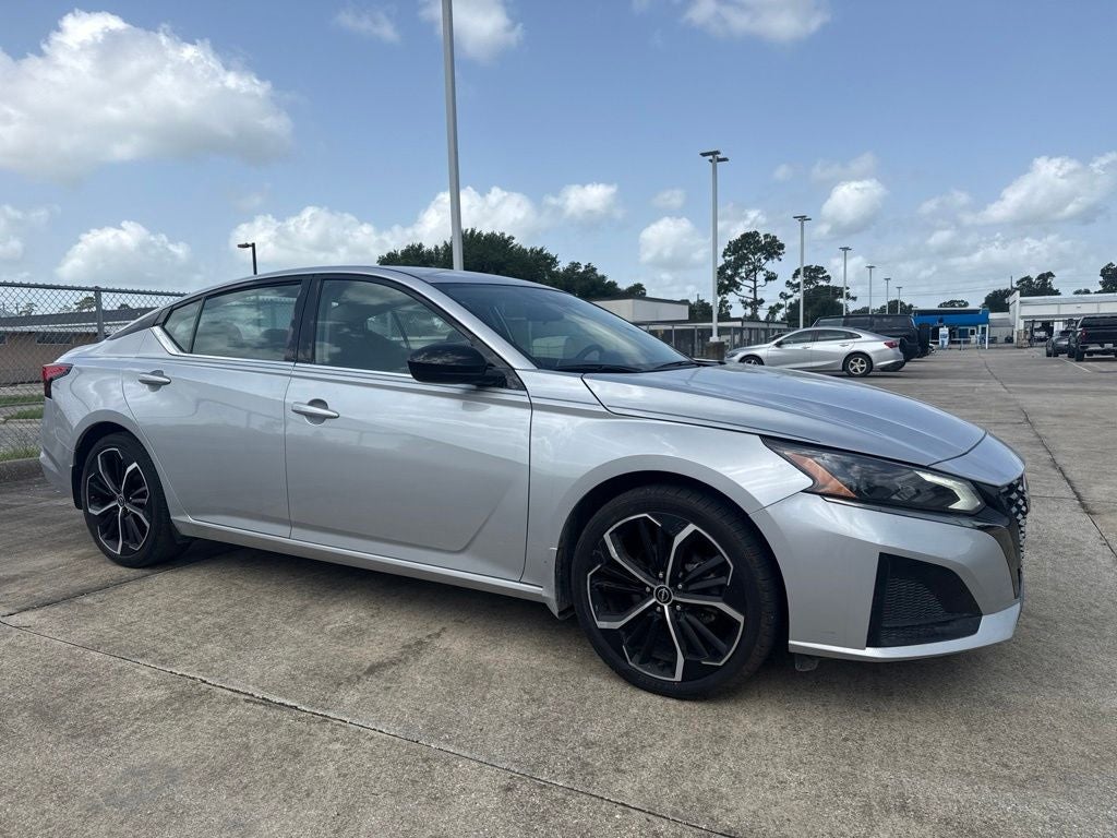 2025 Nissan Altima 2.5 SR