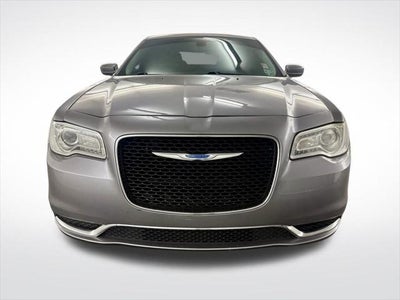 2018 Chrysler 300 Touring L