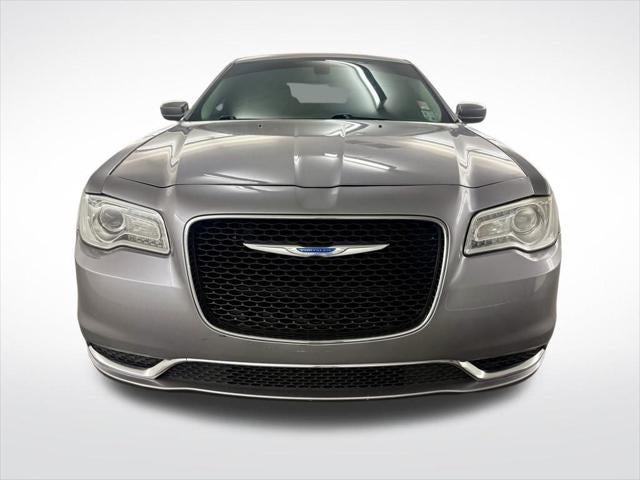 2018 Chrysler 300 Touring L