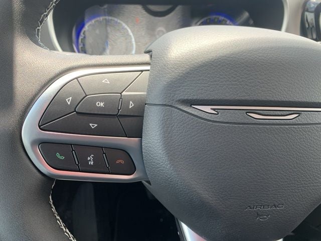 2027 Chrysler Pacifica PACIFICA SELECT
