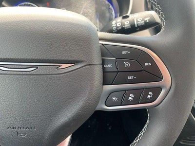 2027 Chrysler Pacifica PACIFICA SELECT