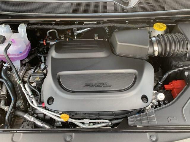 2027 Chrysler Pacifica PACIFICA SELECT