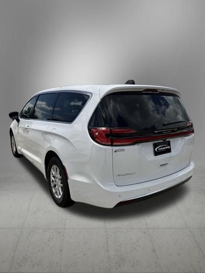 2027 Chrysler Pacifica PACIFICA SELECT