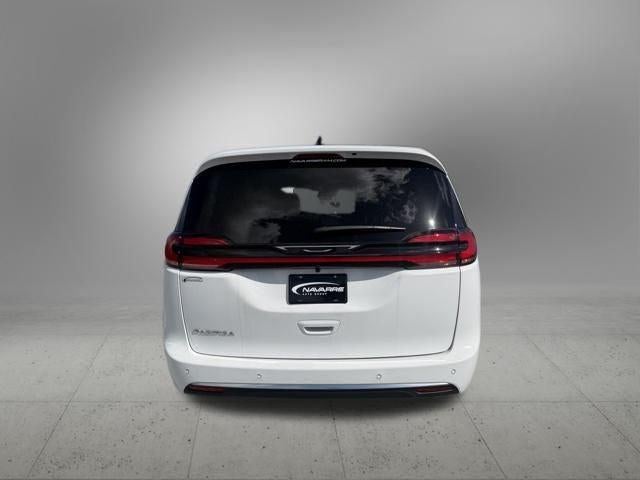 2027 Chrysler Pacifica PACIFICA SELECT