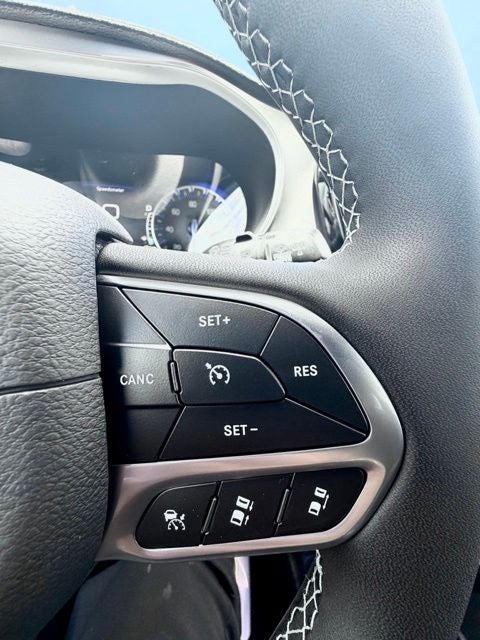 2027 Chrysler Pacifica PACIFICA SELECT