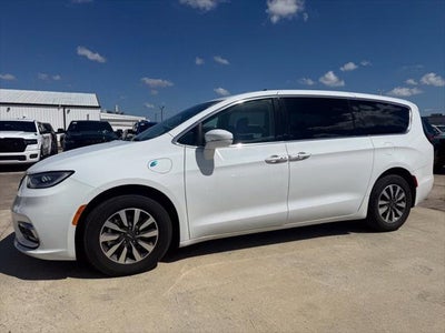 2022 Chrysler Pacifica Hybrid Touring L
